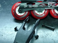 The break mount cleverly uses the main frame holes shape