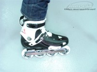 The WHITE/black Balance liner worn with no laces